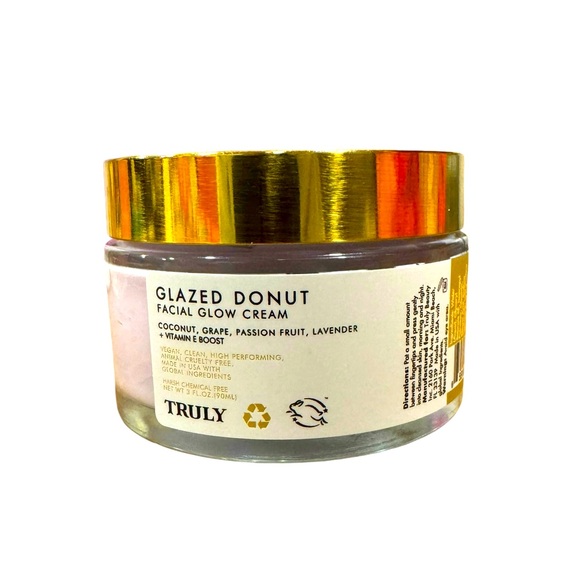 Glazed Donut Facial Glow Cream Truly Beauty, 3 Oz - Picture 1 of 3